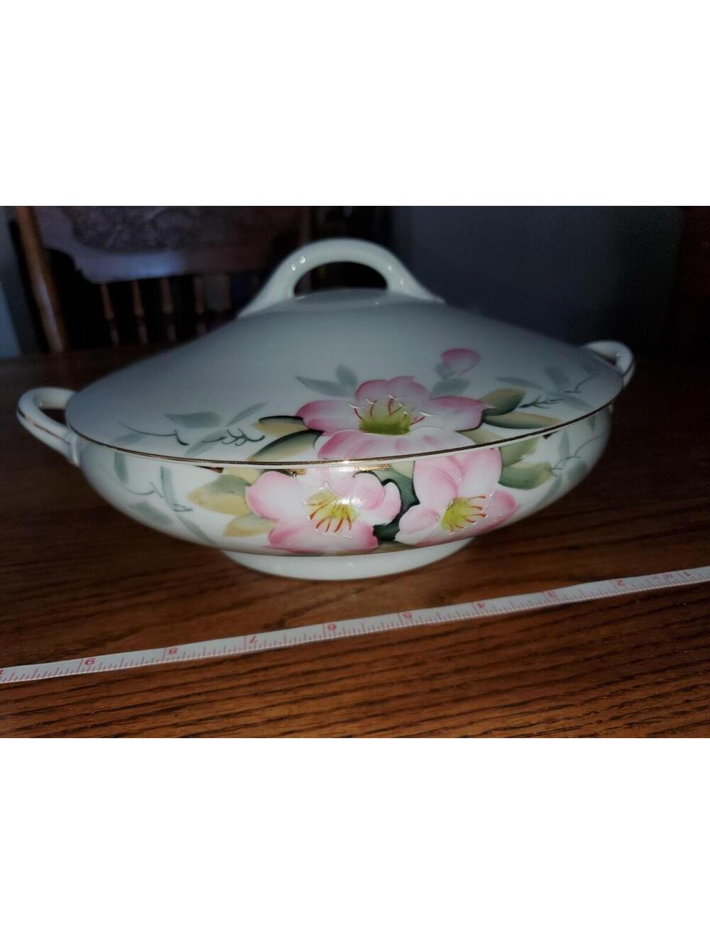 Noritake Azaela 10" Covered Dish